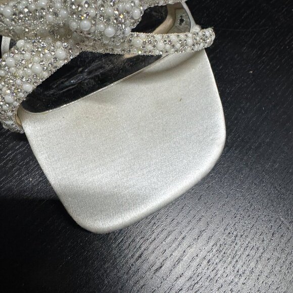 Badgley Mischka WHITE Satin Rhinestone Bow Elaine Heels Wedding 10 - Picture 4 of 6
